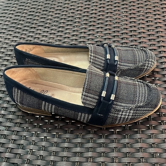 Abella True comfort slip on loafer - Picture 2 of 10